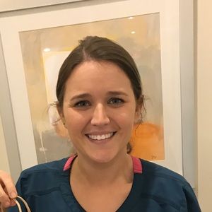 Meet your Posher, Lauren